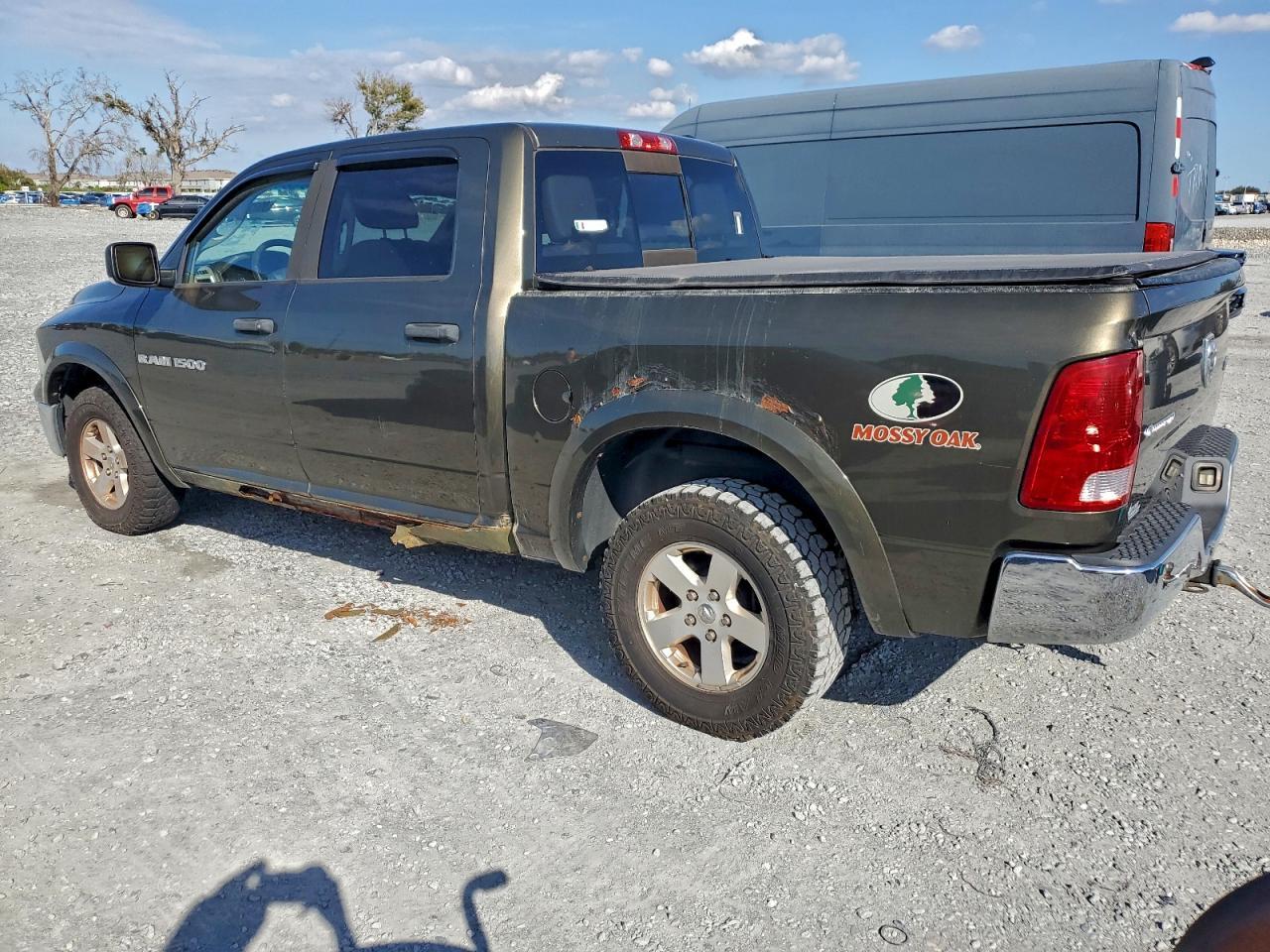 2012 Dodge Ram 1500 Slt - Фото 2