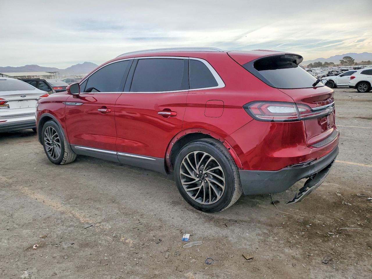 2019 Lincoln Nautilus Reserve - Фото 2