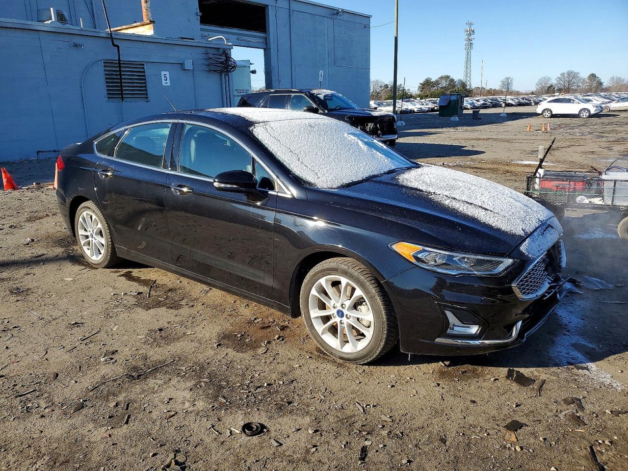 2020 Ford Fusion Titanium - Фото 4