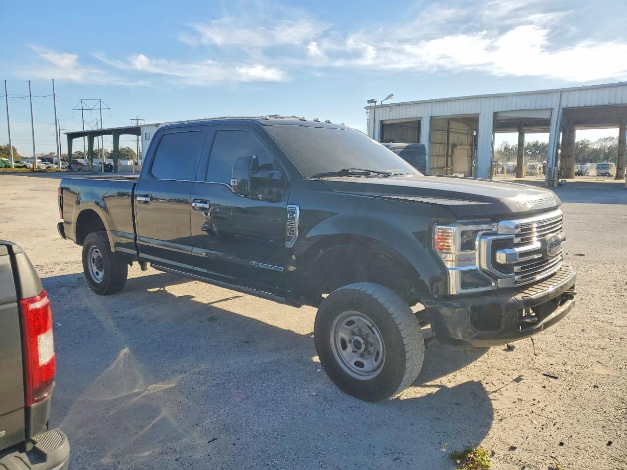 2022 Ford F250 Super Duty - Фото 4
