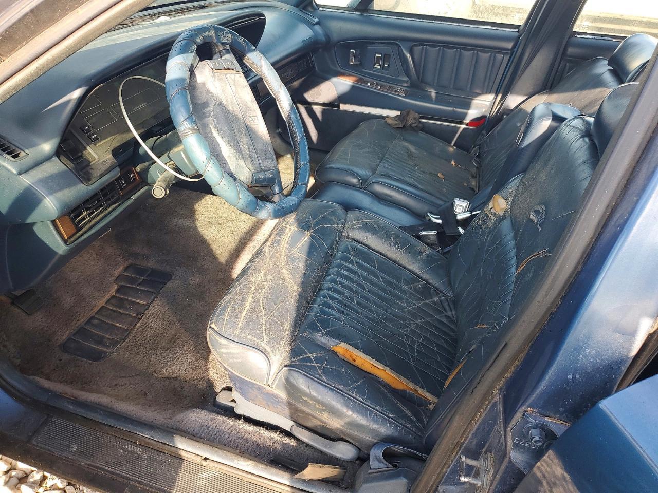 1992 Oldsmobile 98 Regency Elite - Фото 7
