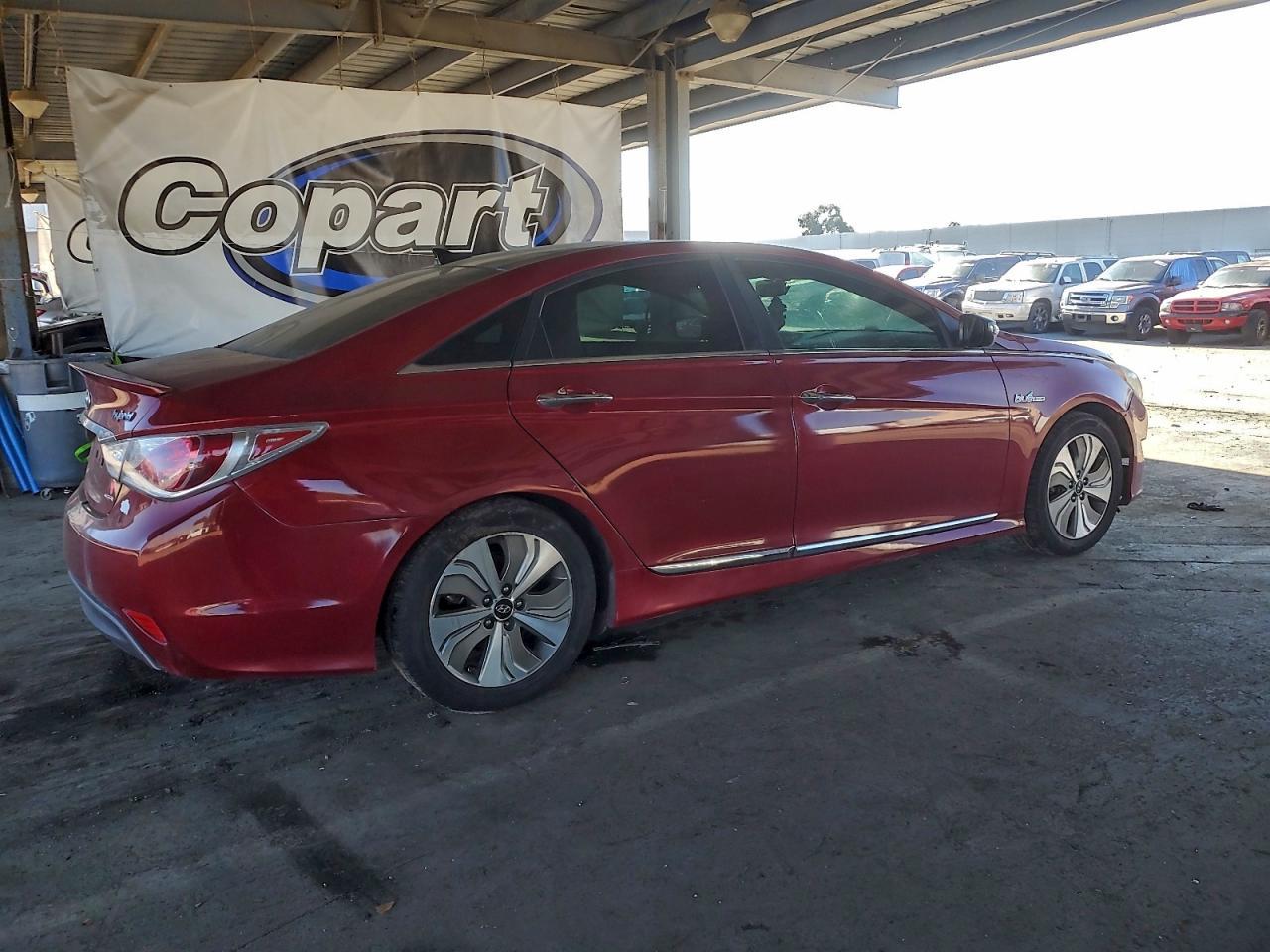 2013 Hyundai Sonata Hybrid - Фото 3