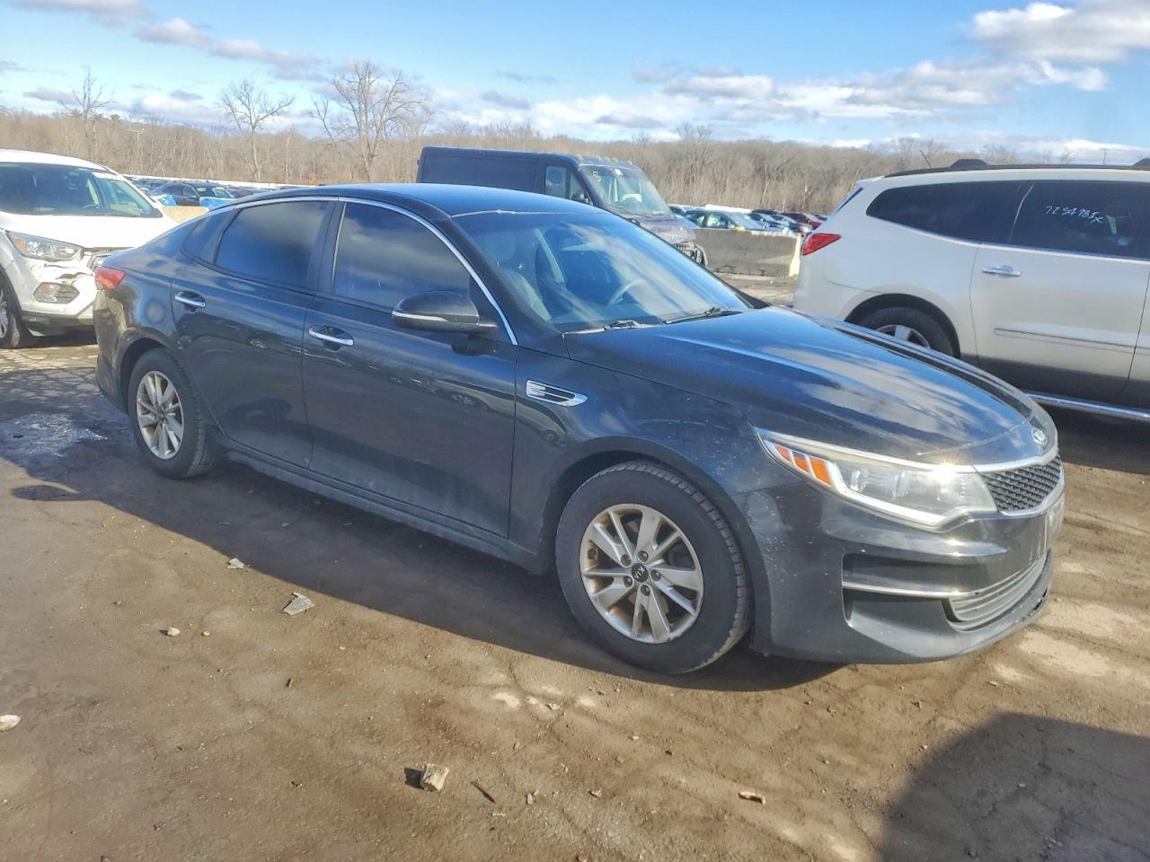 2017 Kia Optima Lx - Image 4