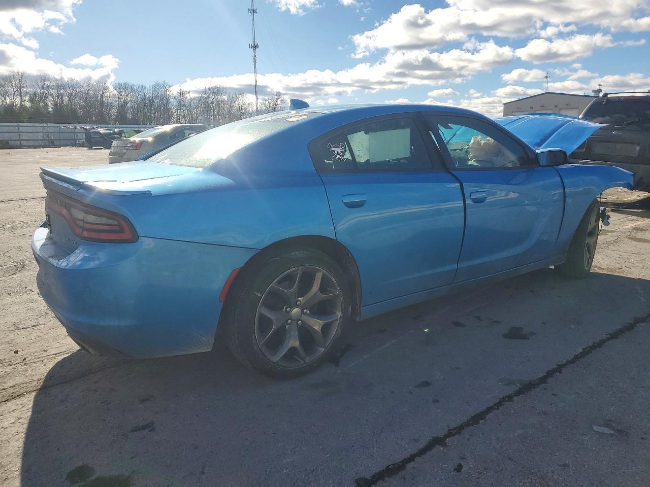 2015 Dodge Charger Sxt - Image 3