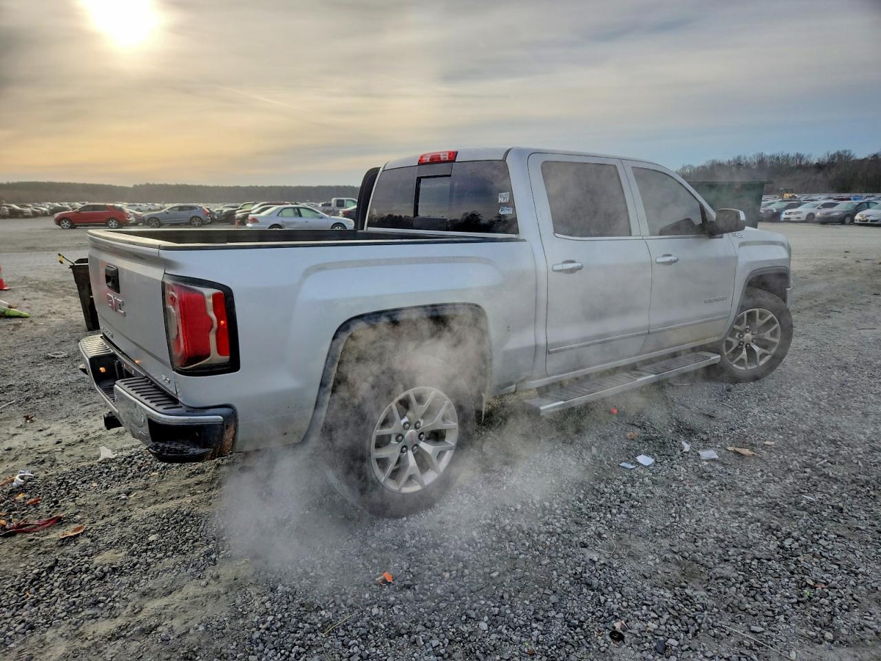 2016 GMC Sierra K1500 Slt - Image 3