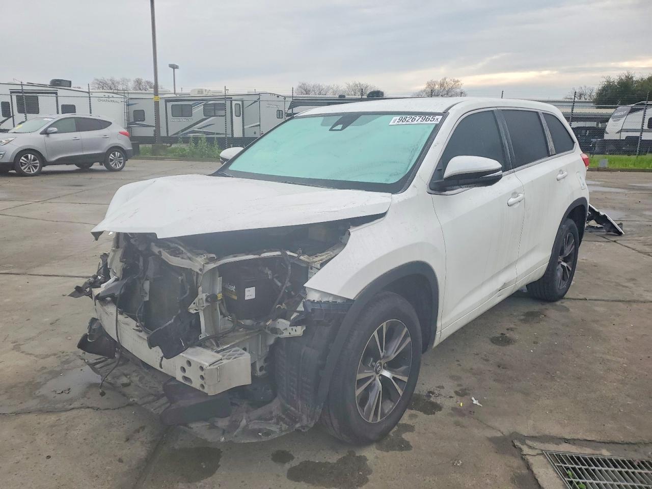 2017 Toyota Highlander Le