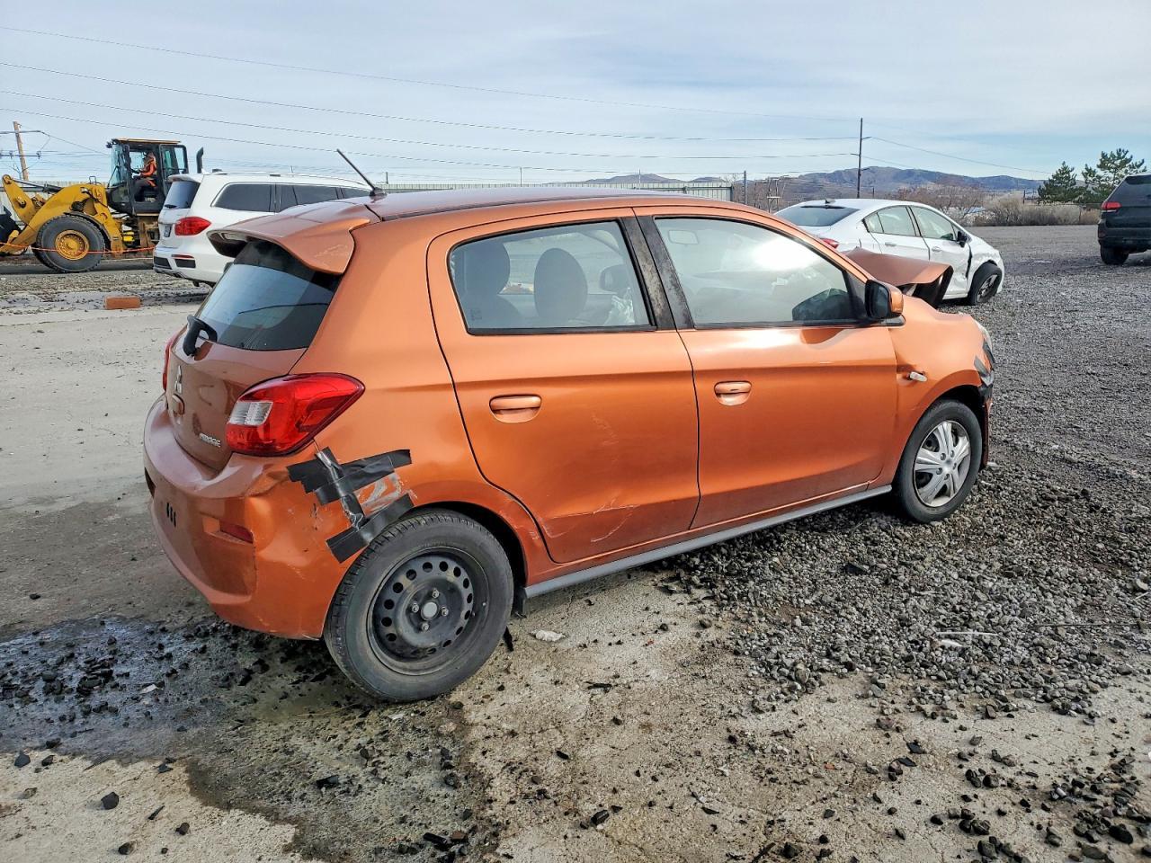 2017 Mitsubishi Mirage Es - Image 3