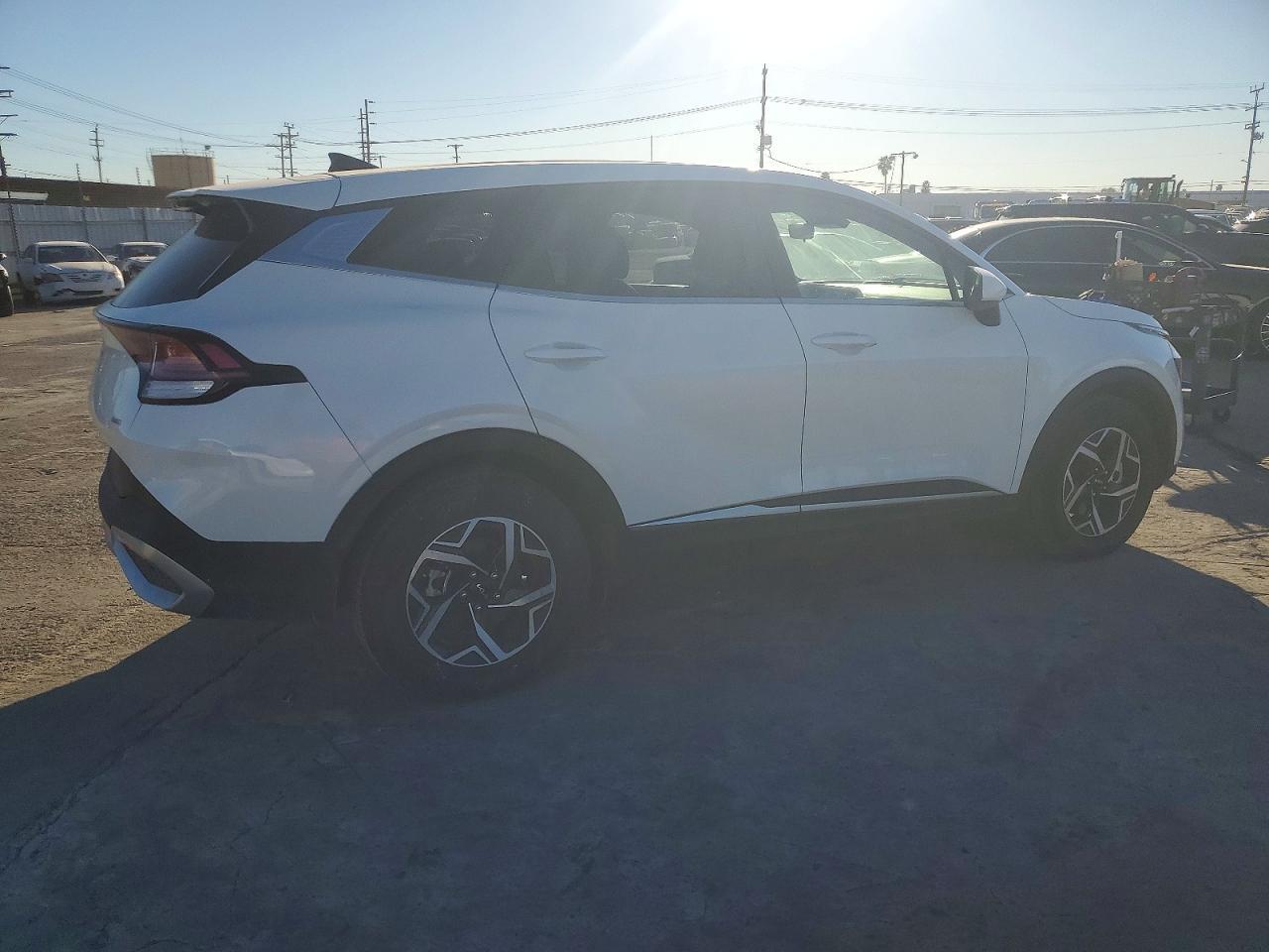 2025 Kia Sportage Lx - Фото 3