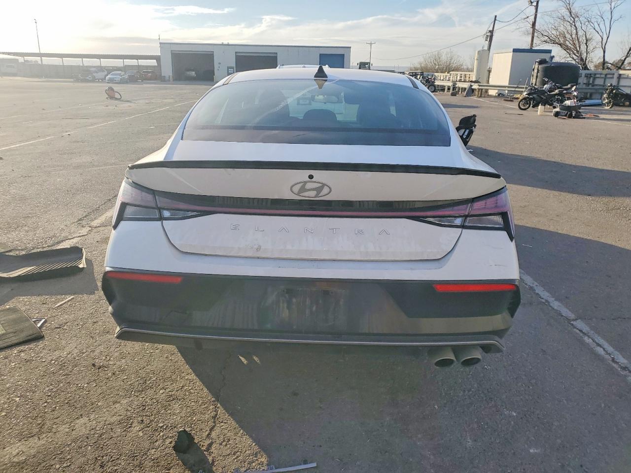 2025 Hyundai Elantra N Line - Image 6