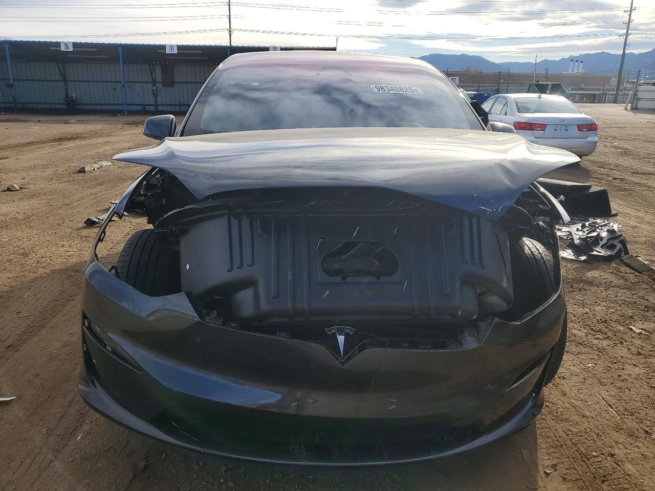 2024 Tesla Model X - Фото 5