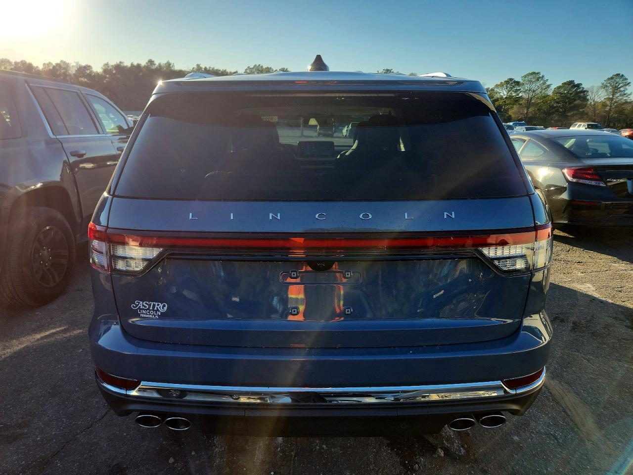 2025 Lincoln Aviator Reserve - Image 6