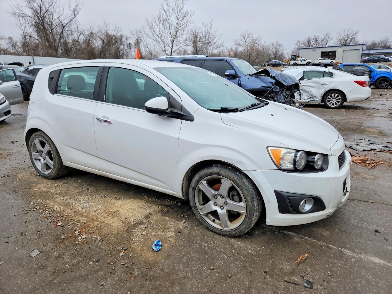 2015 Chevrolet Sonic Ltz - Фото 4