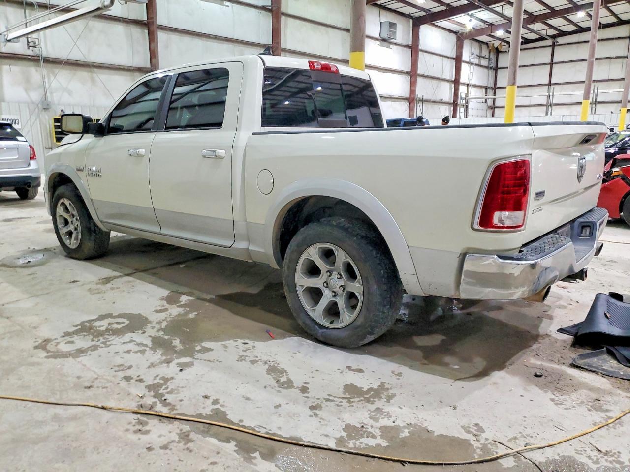 2016 Ram 1500 Laramie - Фото 2