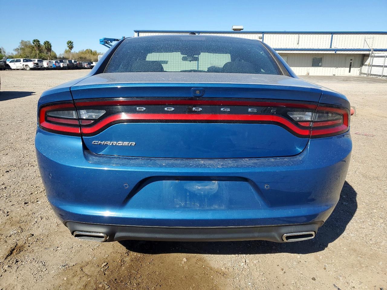 2022 Dodge Charger Sxt - Фото 6