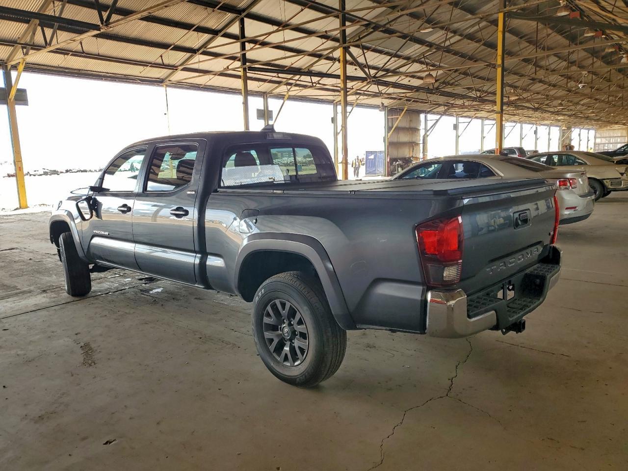 2023 Toyota Tacoma Double Cab - Фото 2