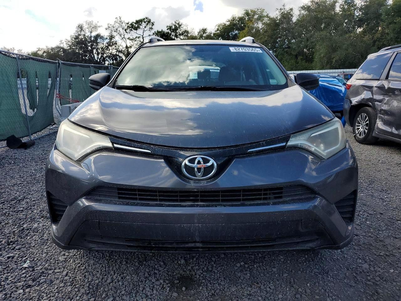 2016 Toyota Rav4 Le - Image 5