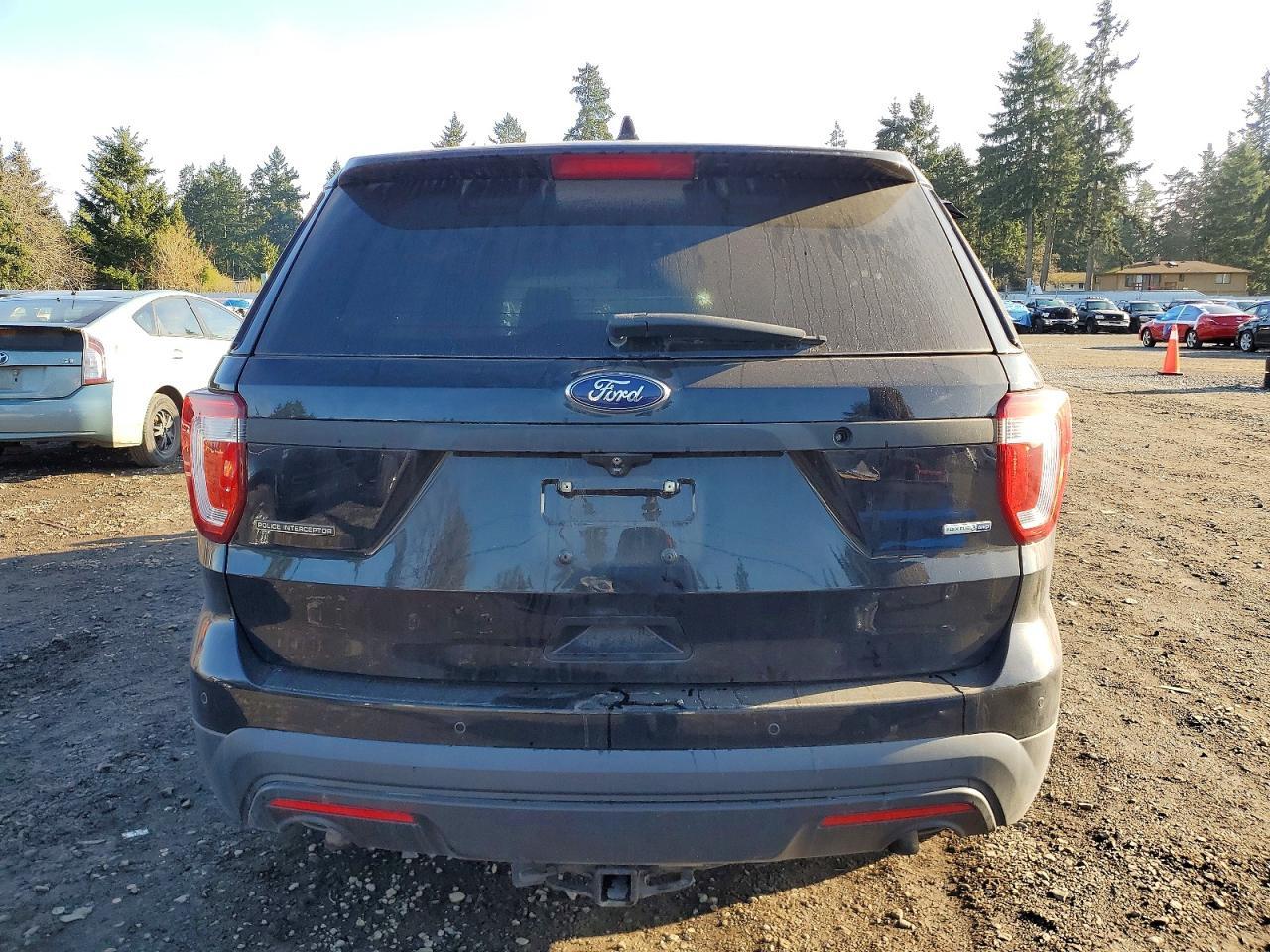 2016 Ford Explorer Police Interceptor - Image 6