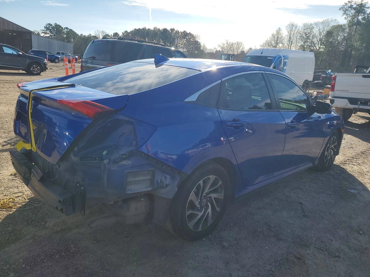 2017 Honda Civic Ex - Image 3