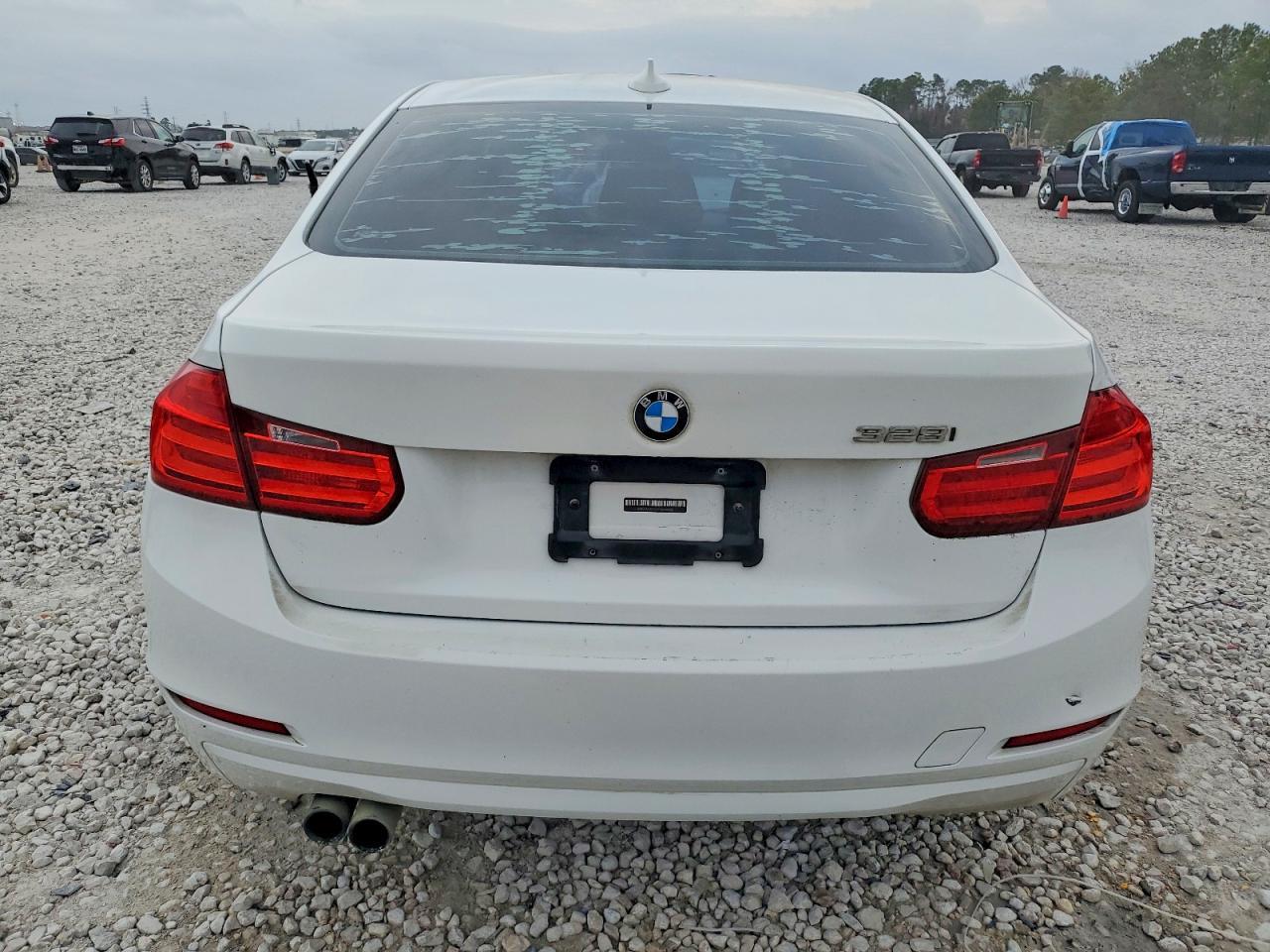 2015 BMW 328 I - Image 6