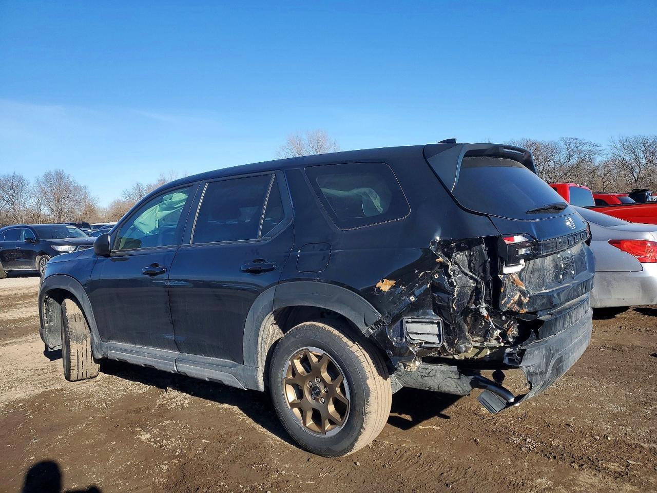 2024 Honda Pilot Lx - Image 2