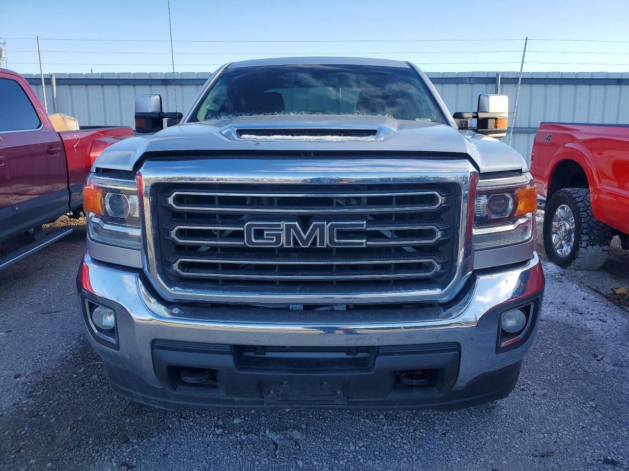 2017 GMC Sierra K2500 Heavy Duty - Фото 5