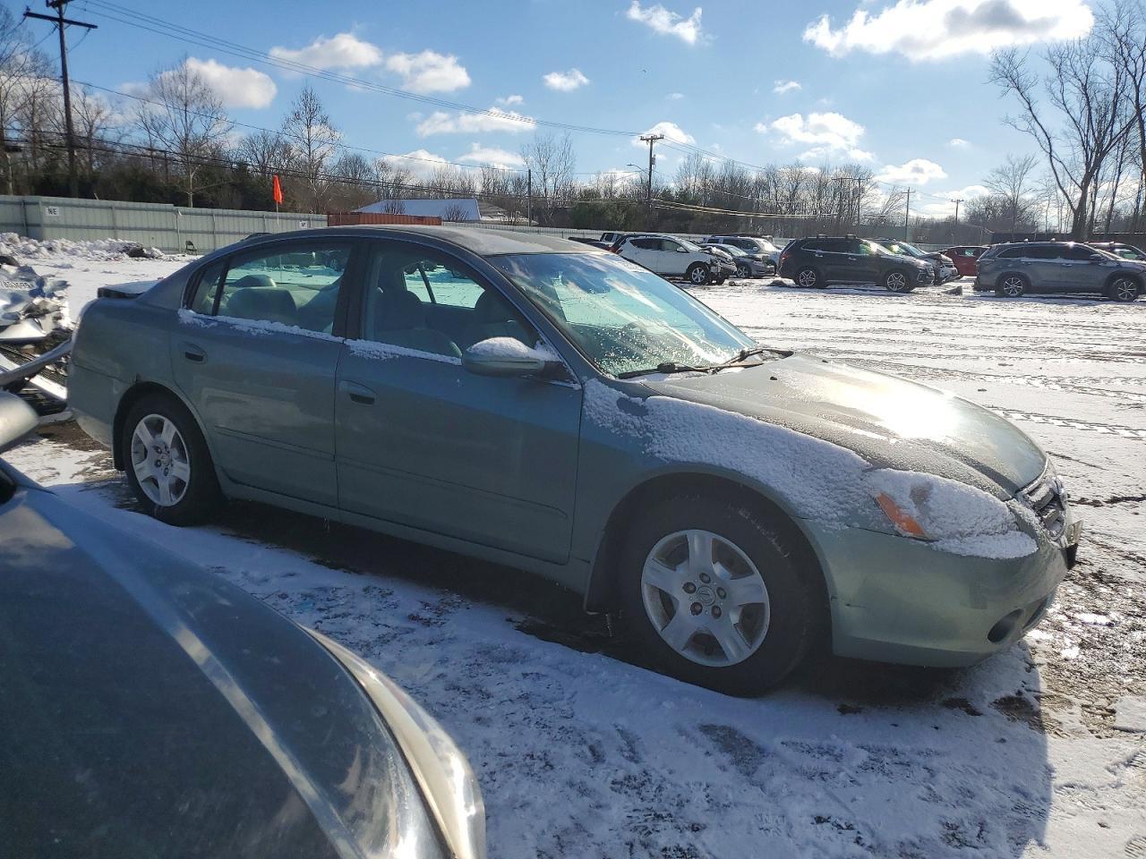 2003 Nissan Altima Base - Фото 4