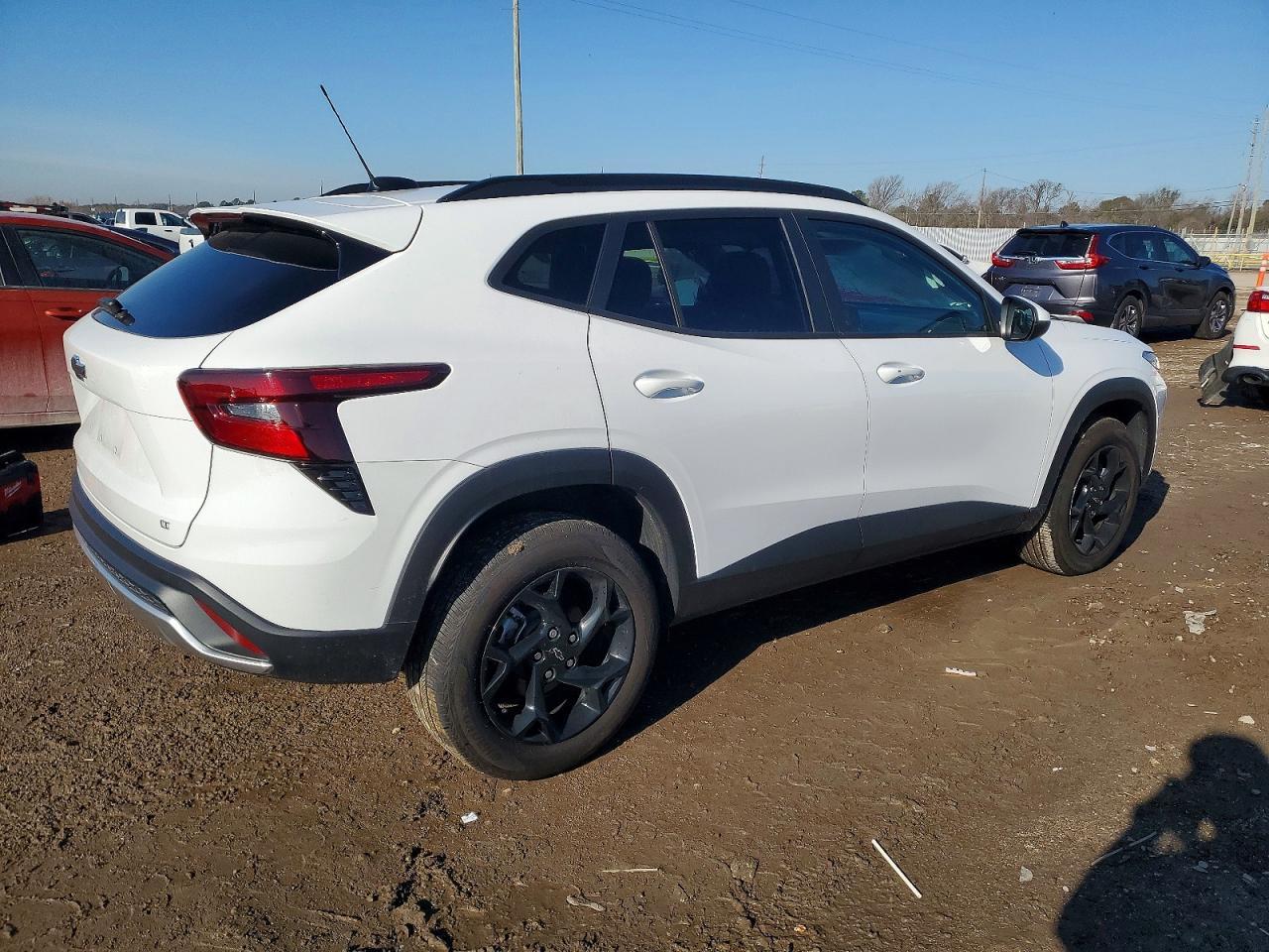 2025 Chevrolet Trax 1Lt - Image 3