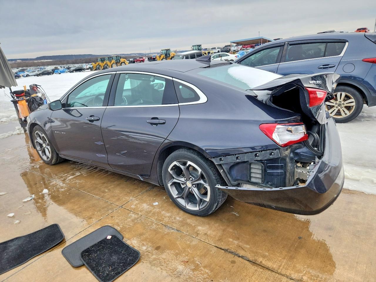 2023 Chevrolet Malibu Lt - Фото 2