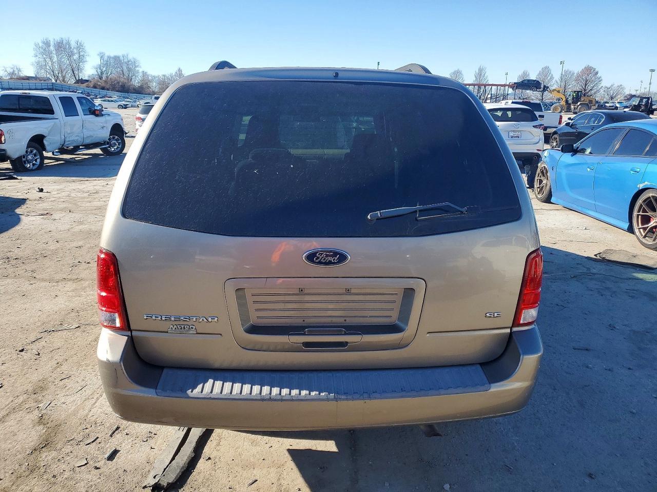 2005 Ford Freestar Se - Фото 6