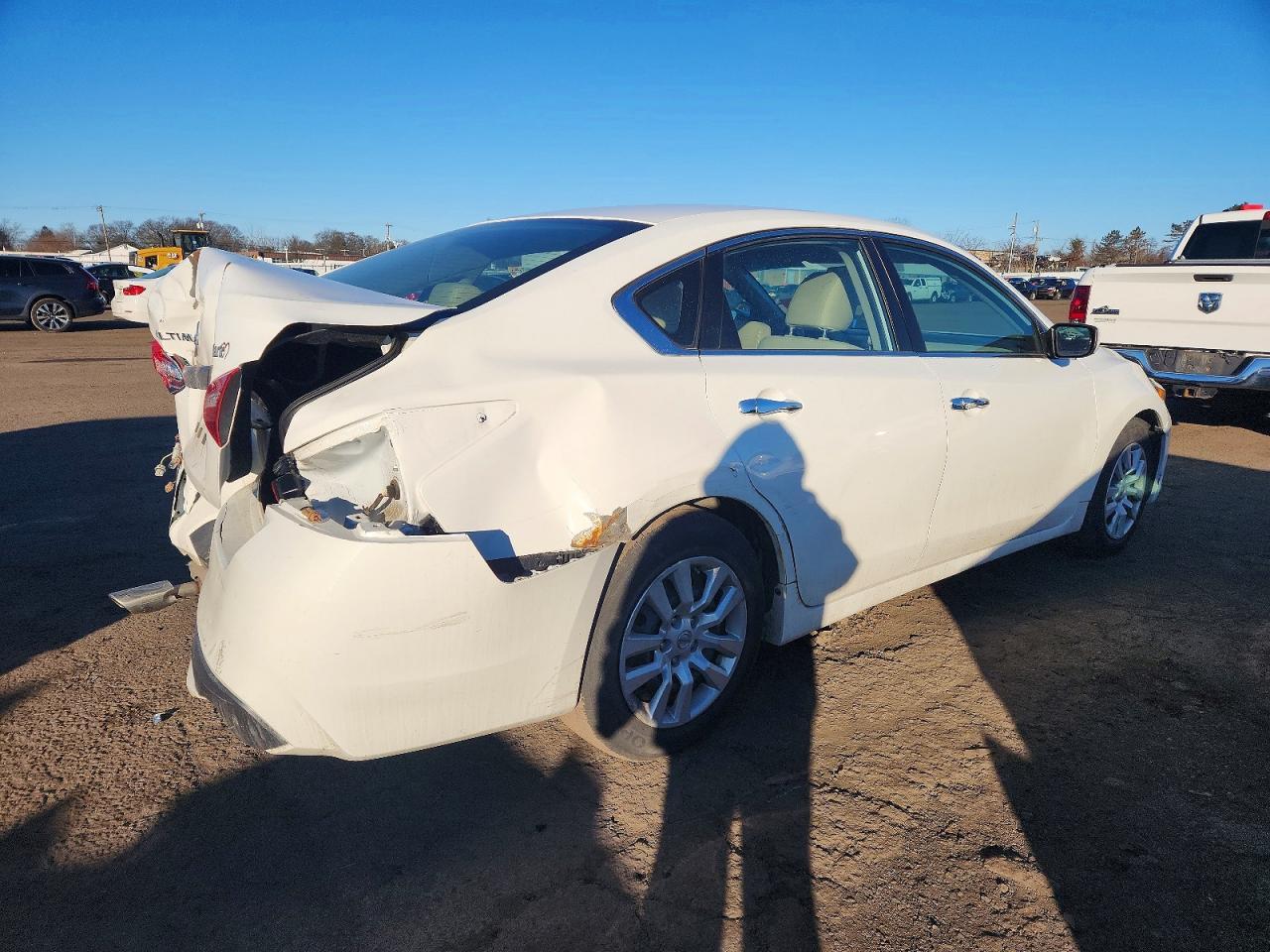 2016 Nissan Altima 2.5 - Фото 3