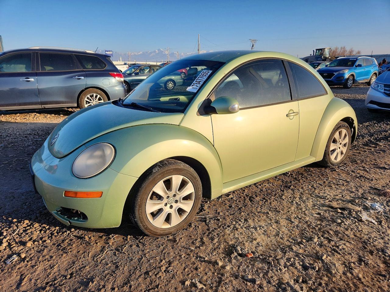 2009 Volkswagen New Beetle S