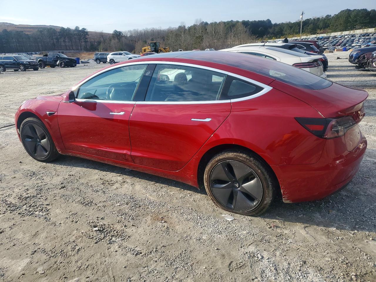2018 Tesla Model 3 - Фото 2