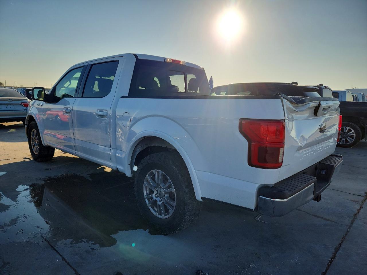 2020 Ford F150 Laria - Фото 2