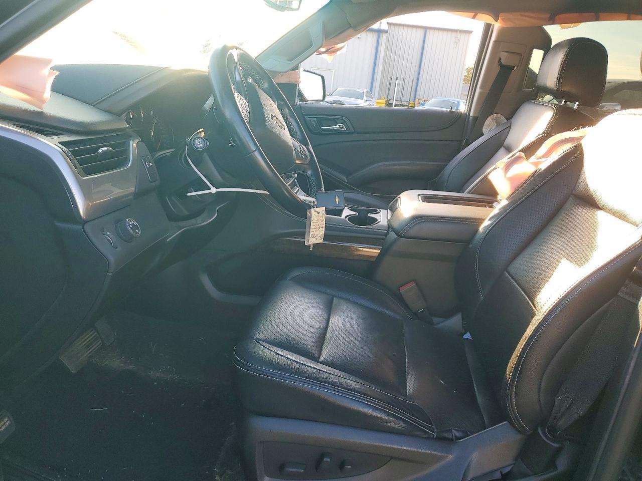 2019 Chevrolet Suburban C1500 Ls - Фото 7