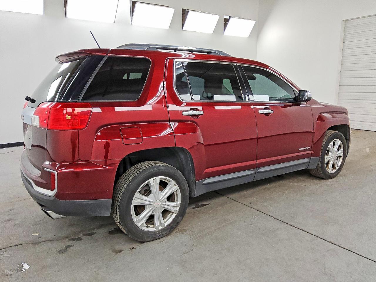 2016 GMC Terrain Slt - Image 3