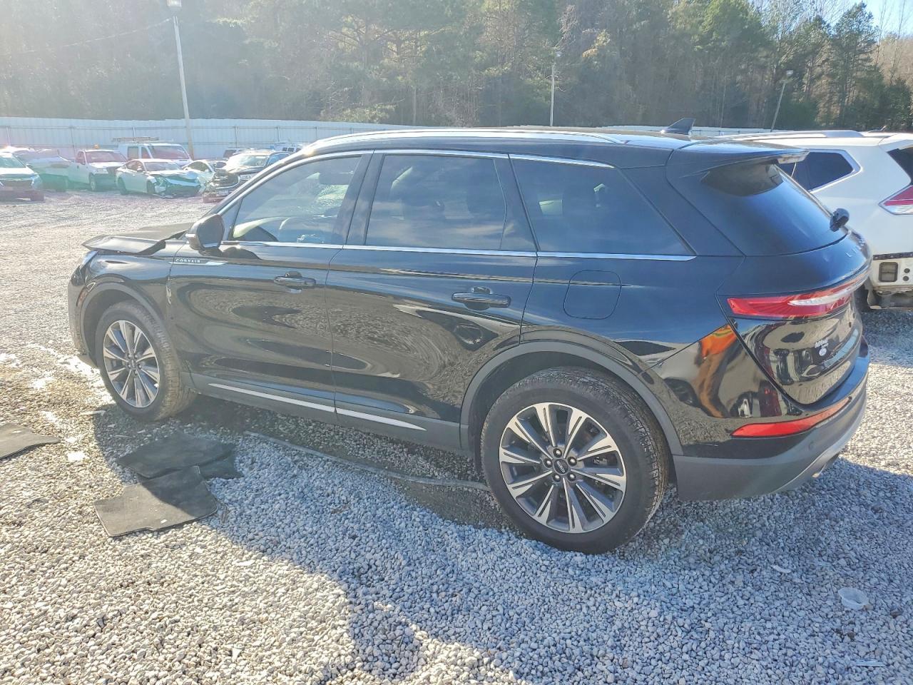 2022 Lincoln Corsair - Фото 2