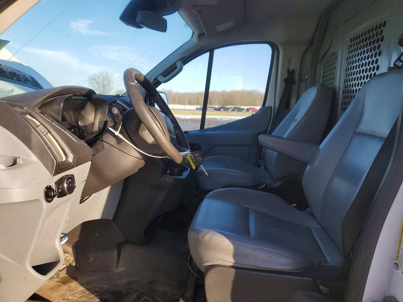 2016 Ford Transit T150 Delivery Van - Image 7