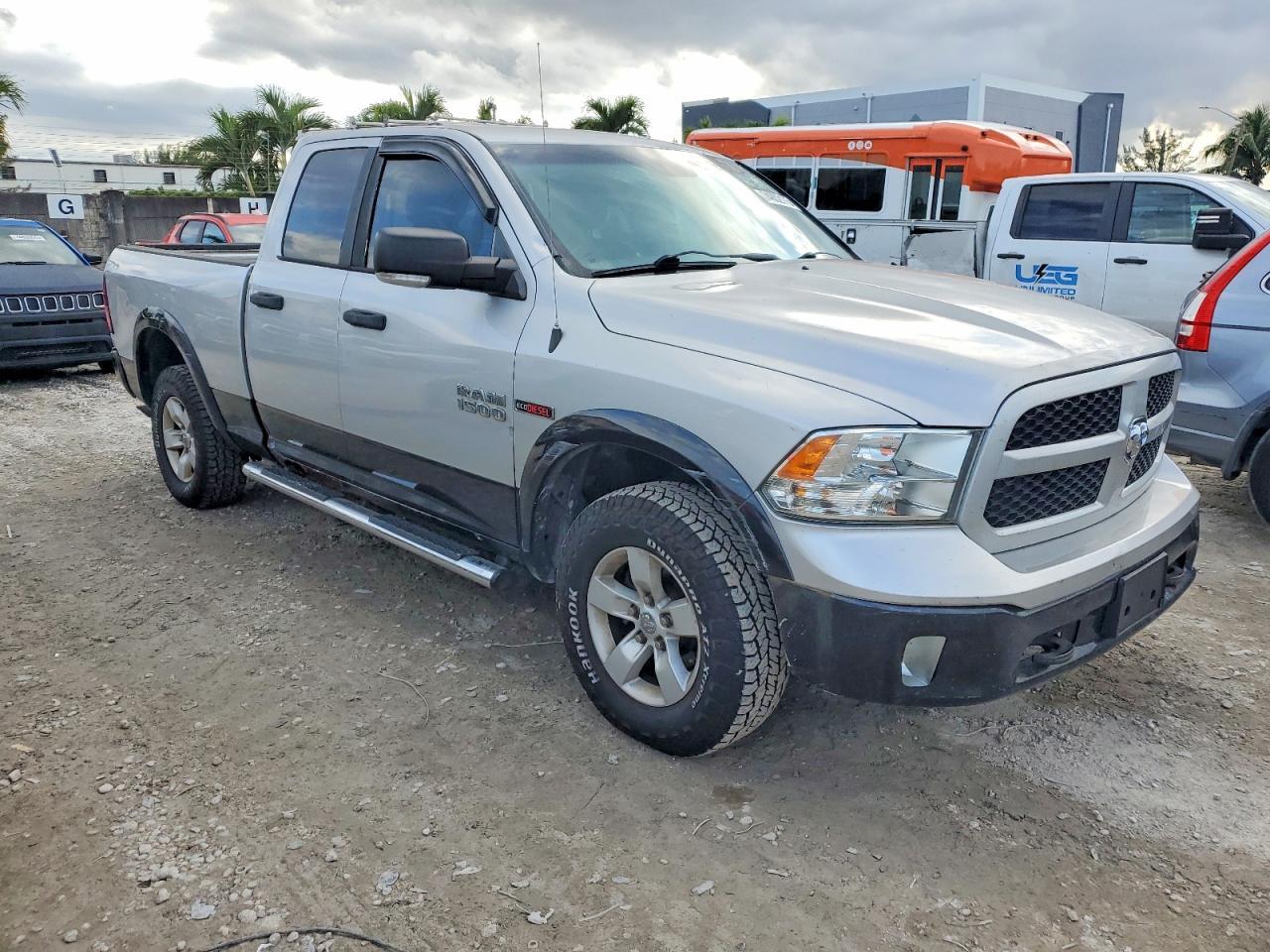 2015 Ram 1500 Slt - Image 4
