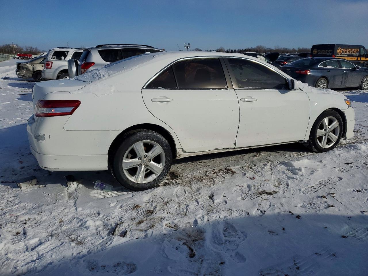 2010 Toyota Camry Se - Image 3