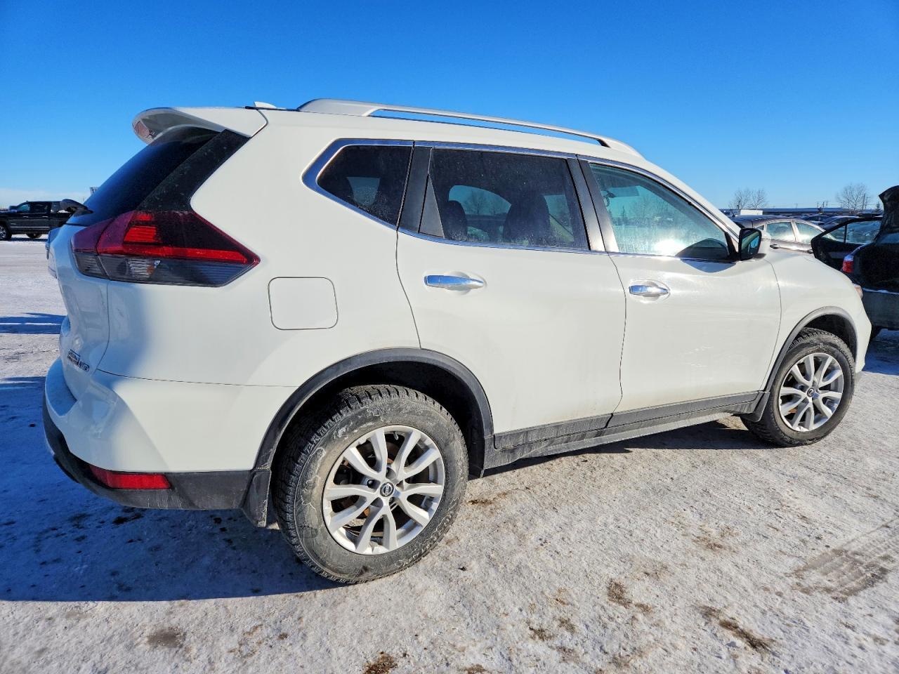2020 Nissan Rogue S - Фото 3