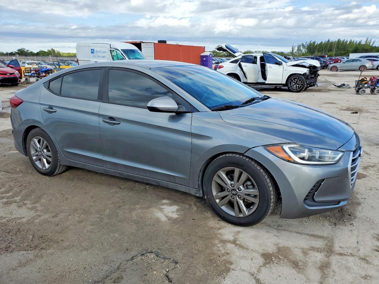2018 Hyundai Elantra Sel - Фото 4