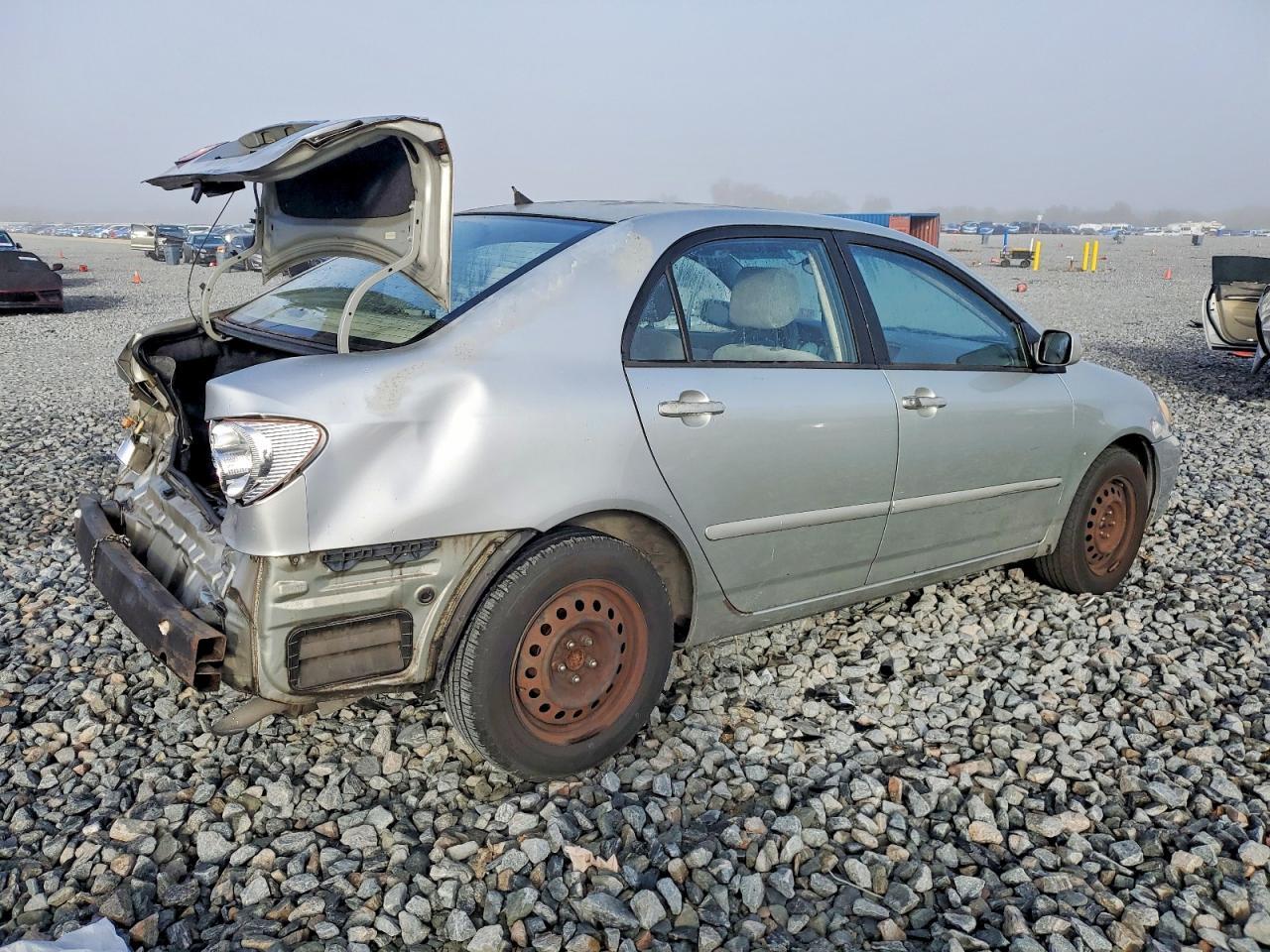 2003 Toyota Corolla Ce - Image 3