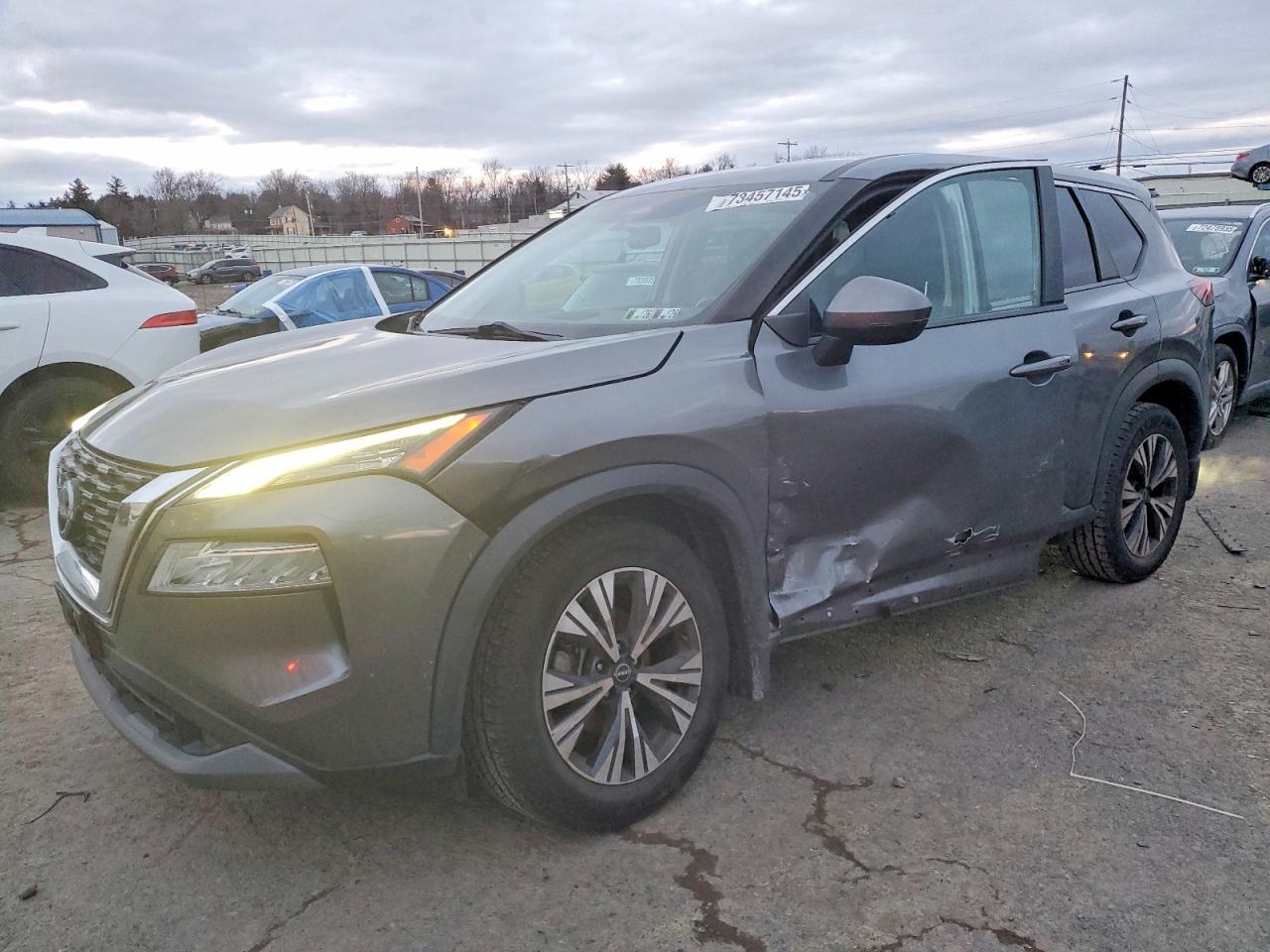 2022 Nissan Rogue Sv