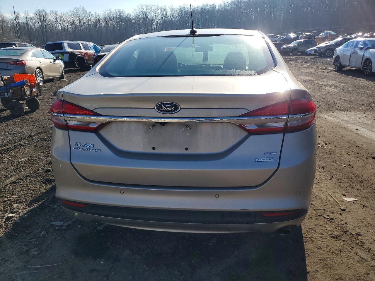 2017 Ford Fusion Se - Image 6