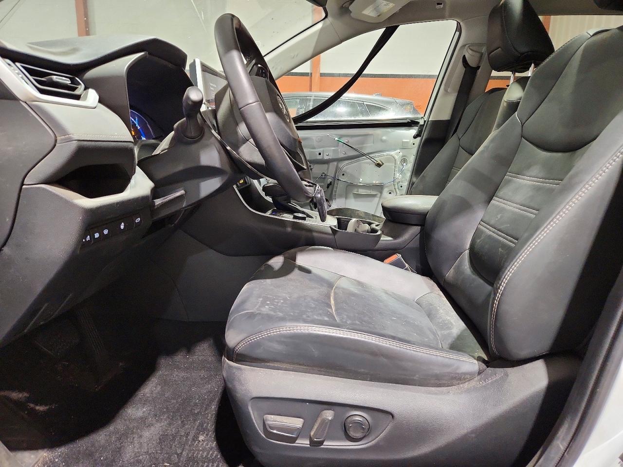 2024 Toyota Rav4 Xle - Image 7