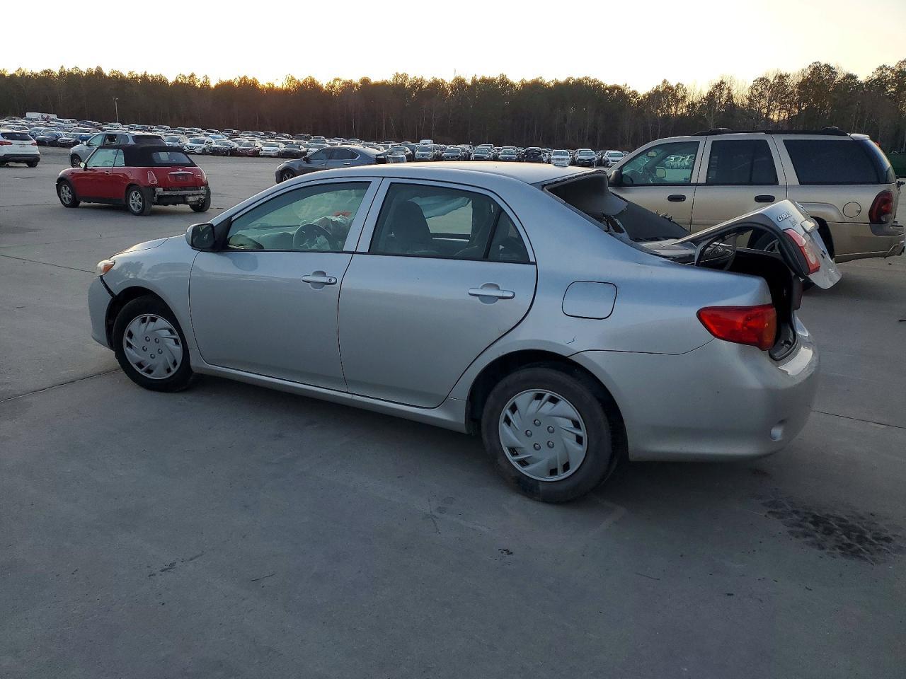 2009 Toyota Corolla Base - Image 2