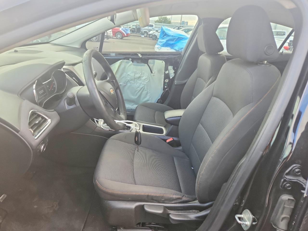2018 Chevrolet Cruze Ls - Фото 7