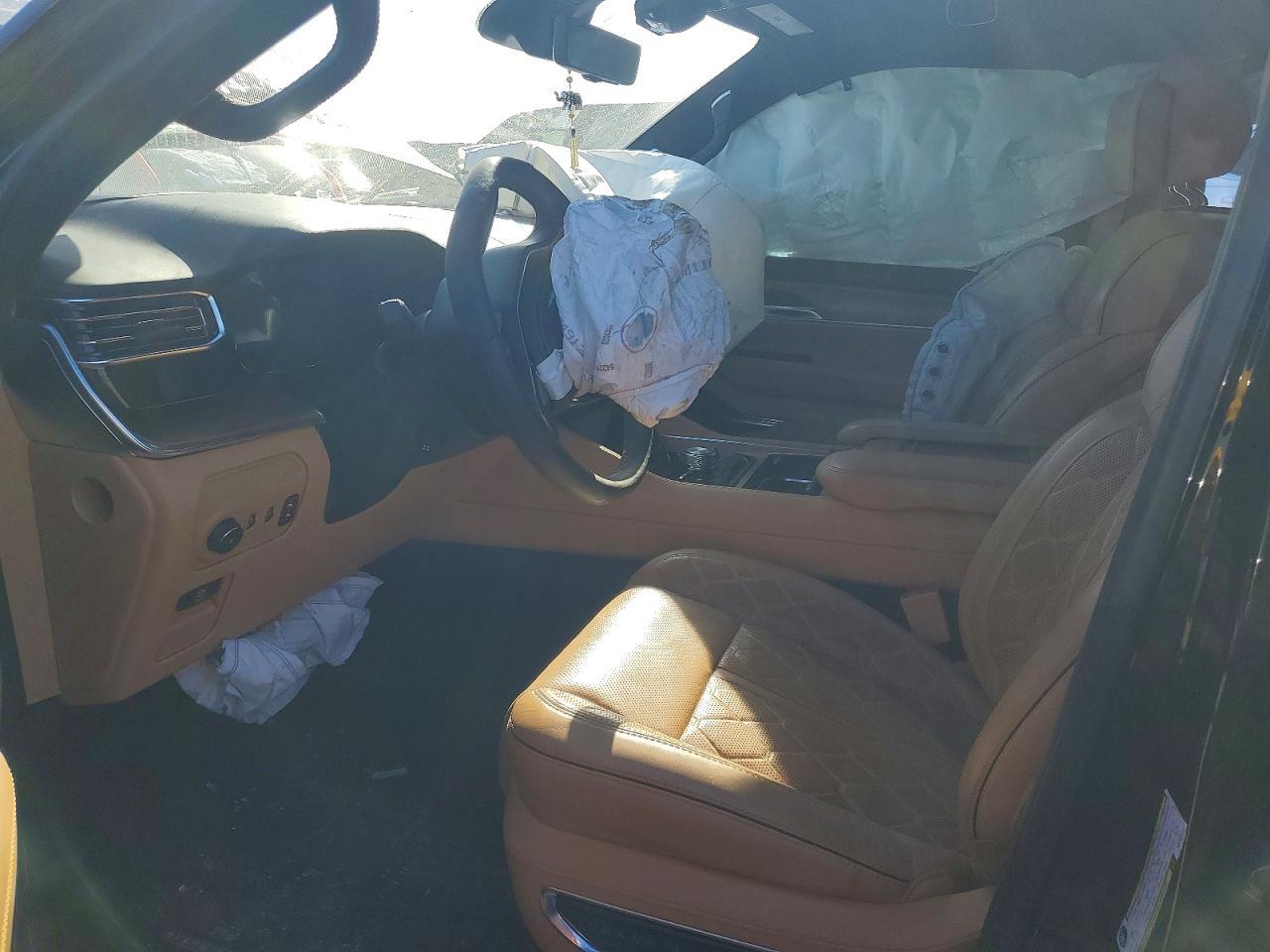 2022 Jeep Grand Wagoneer Series Iii - Фото 7