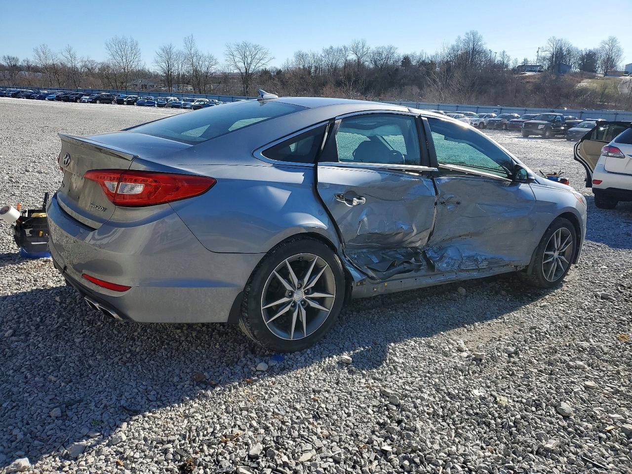 2015 Hyundai Sonata Sport - Image 3