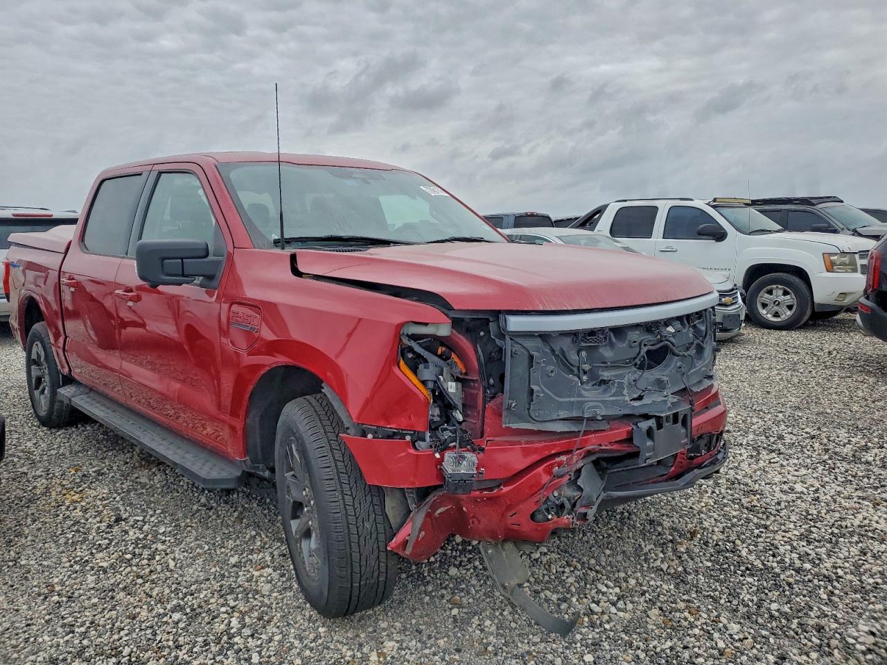 2022 Ford F150 Lightning Pro - Фото 4
